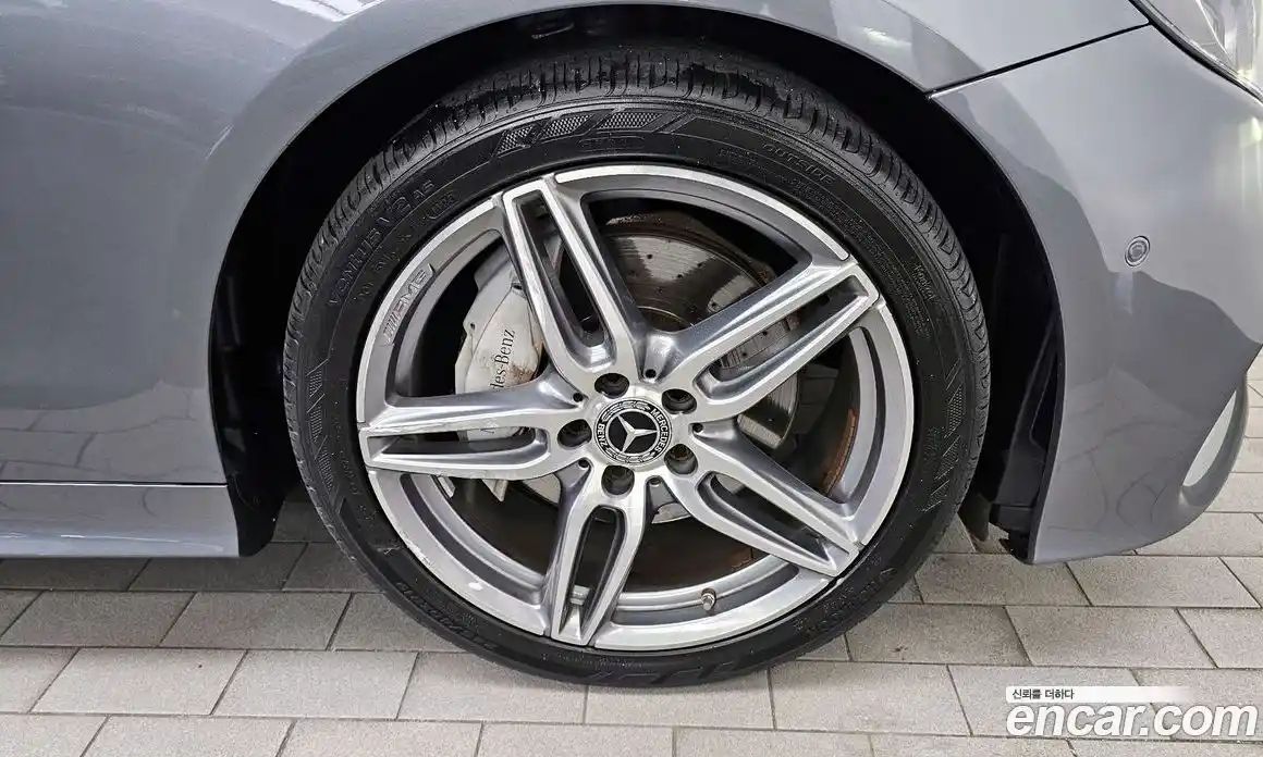 Mercedes-Benz E-Class 2017 1.9 Автомат в Москве № 225134, фото 19