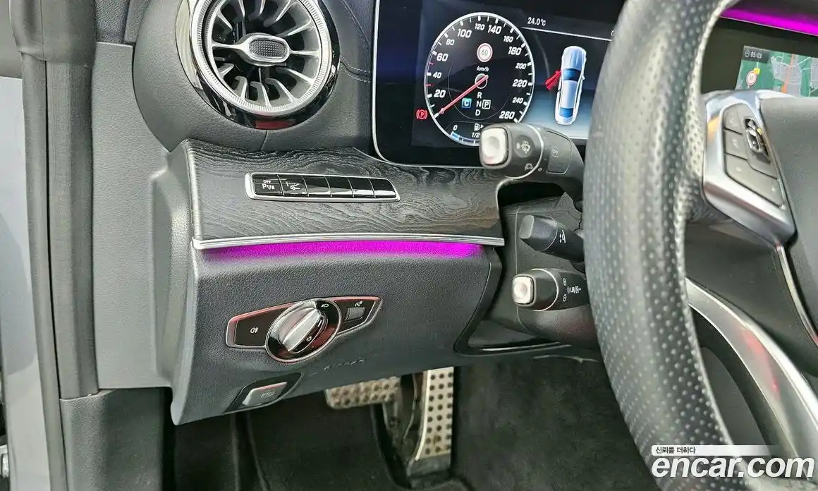 Mercedes-Benz E-Class 2017 1.9 Автомат в Москве № 225134, фото 20