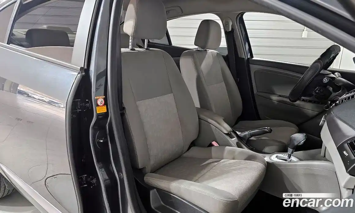 Renault SM3 2012 1.6 Автомат в Москве № 226149, фото 17