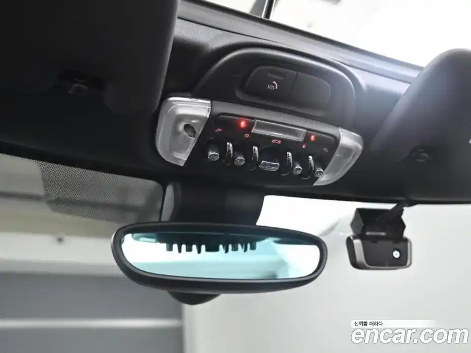 Mini Cooper Convertible 2022 2.0 Автомат в Москве № 226286, фото 18