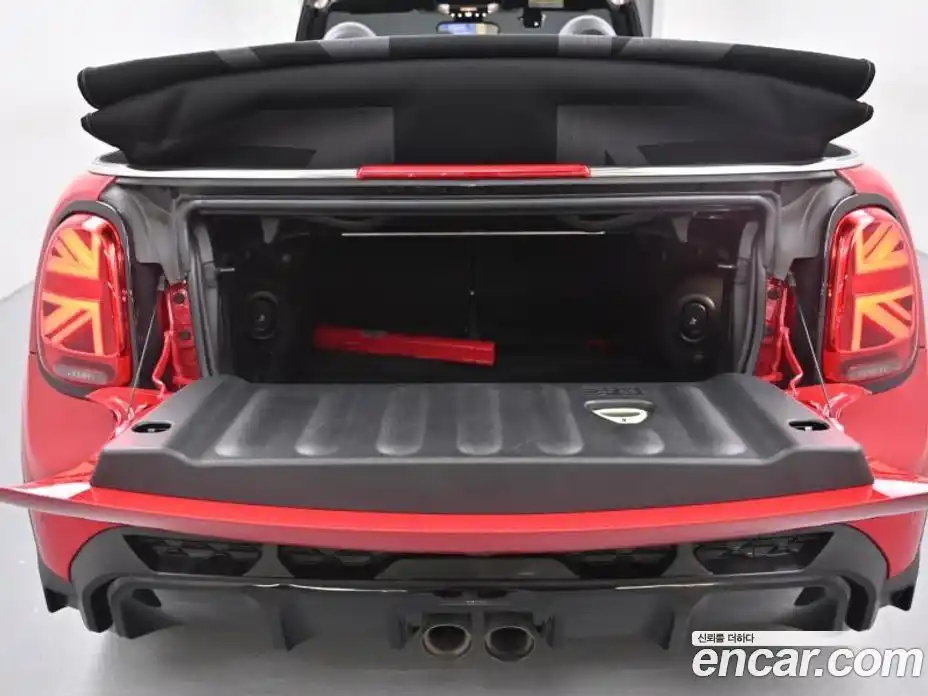 Mini Cooper Convertible 2022 2.0 Автомат в Москве № 226286, фото 20