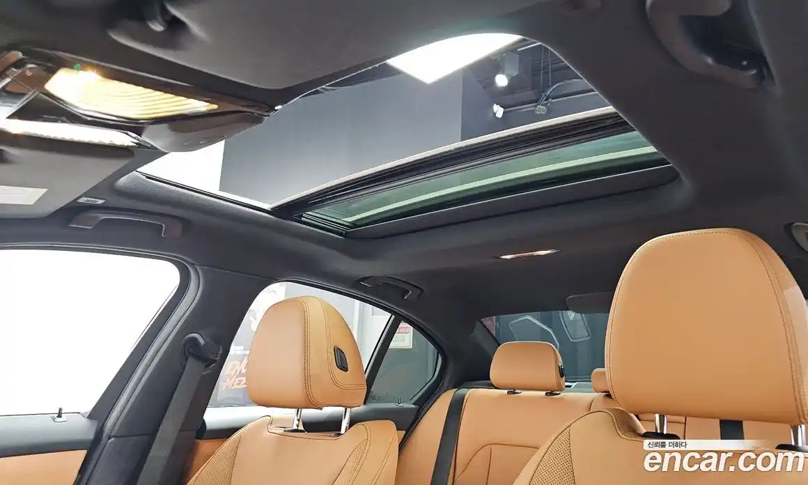 BMW 3-Series 2023 2.0 Автомат в Москве № 228422, фото 14