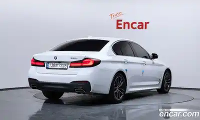 BMW 5-Series 2022 2.0 Автомат в Москве № 229110, миниатюра 2