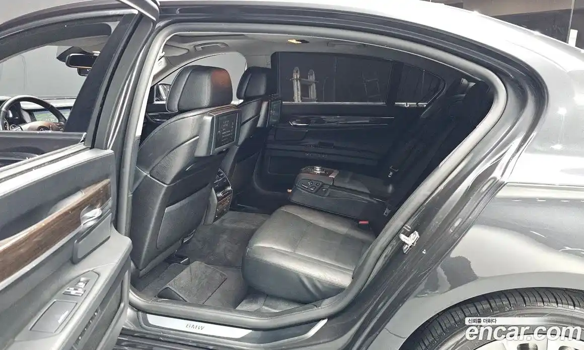 BMW 7-Series 2011 4.4 Автомат в Москве № 229116, фото 11