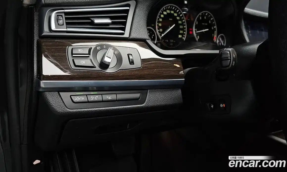 BMW 7-Series 2011 4.4 Автомат в Москве № 229116, фото 10
