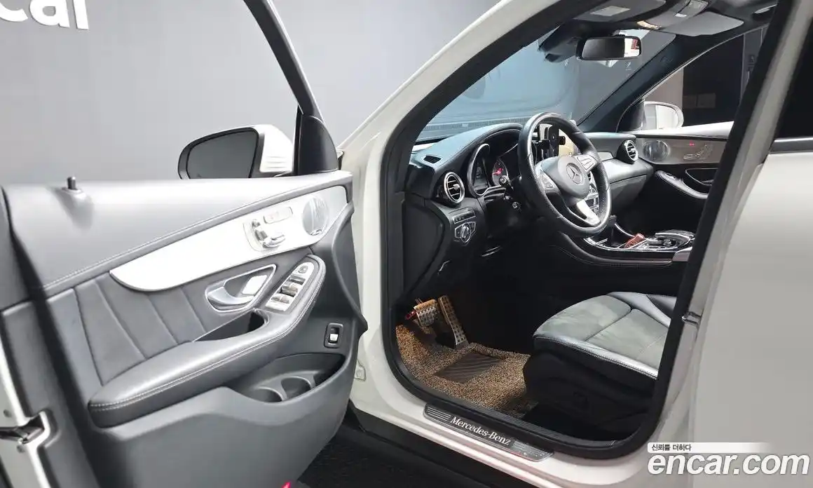 Mercedes-Benz GLC-Class 2017 2.1 Автомат в Москве № 229592, фото 10