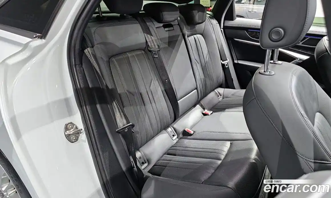 Audi A6 2021 2.0 Автомат в Москве № 229958, фото 12