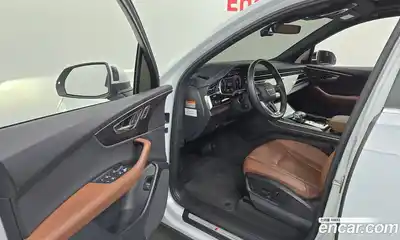 Audi Q7 2023 3.0 Автомат в Москве № 230182, миниатюра 12