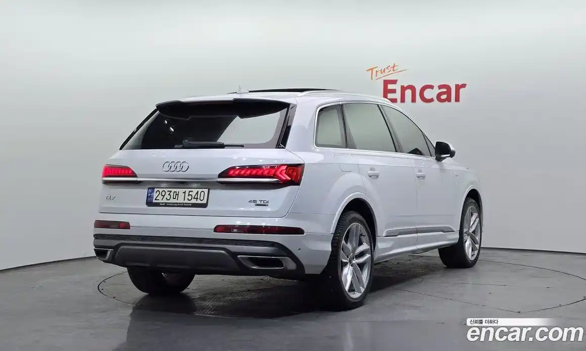 Audi Q7 2023 3.0 Автомат в Москве № 230182, фото 16