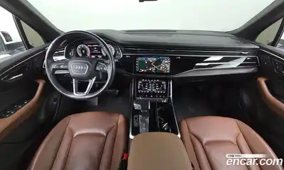 Audi Q7 2023 3.0 Автомат в Москве № 230182, миниатюра 3