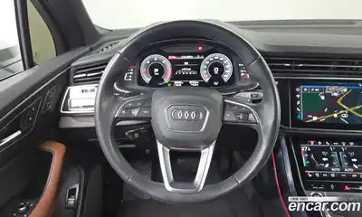 Audi Q7 2023 3.0 Автомат в Москве № 230182, миниатюра 5