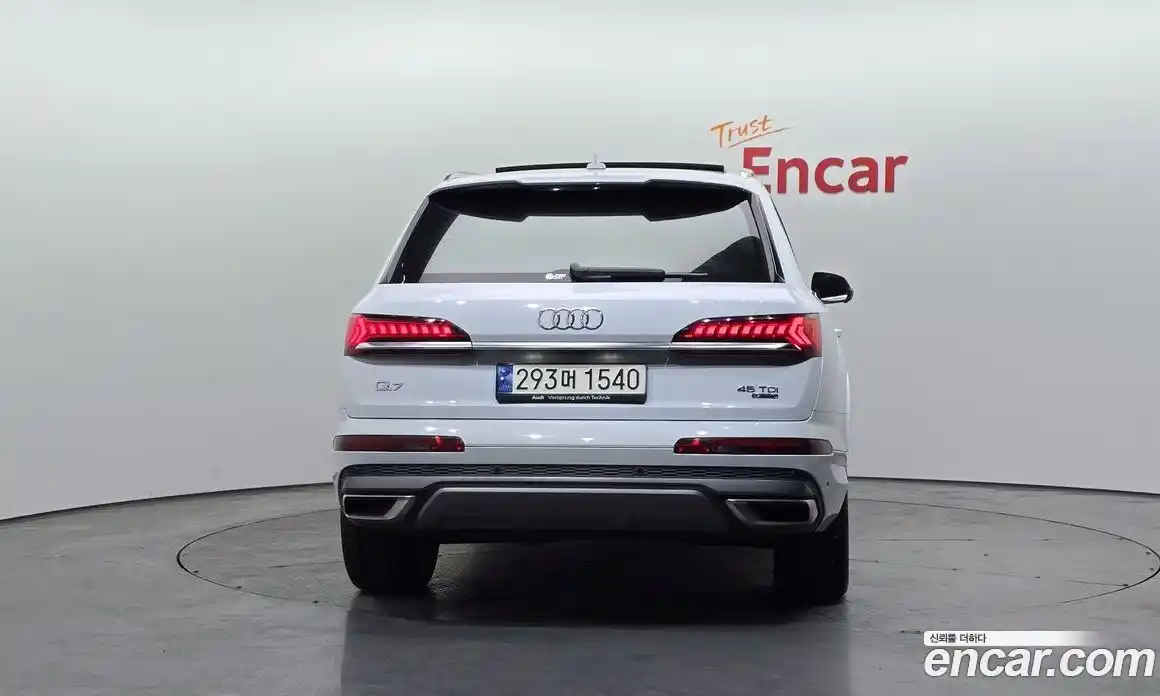 Audi Q7 2023 3.0 Автомат в Москве № 230182, фото 6