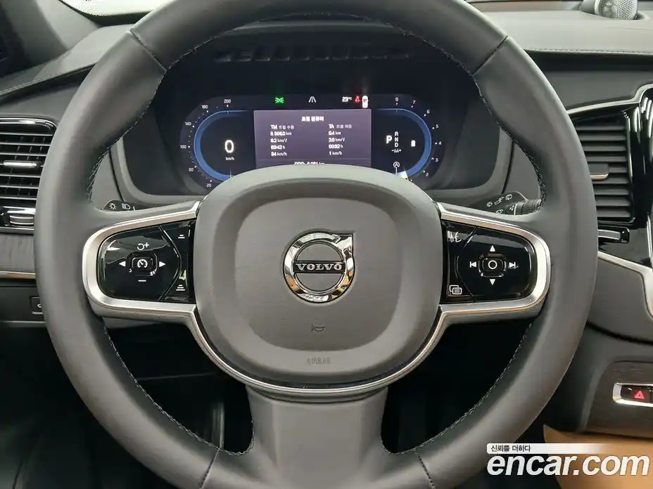 Volvo XC90 2025 2.0 Автомат в Москве № 230785, фото 14