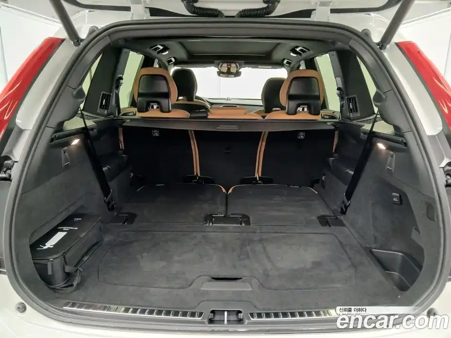 Volvo XC90 2025 2.0 Автомат в Москве № 230785, фото 9