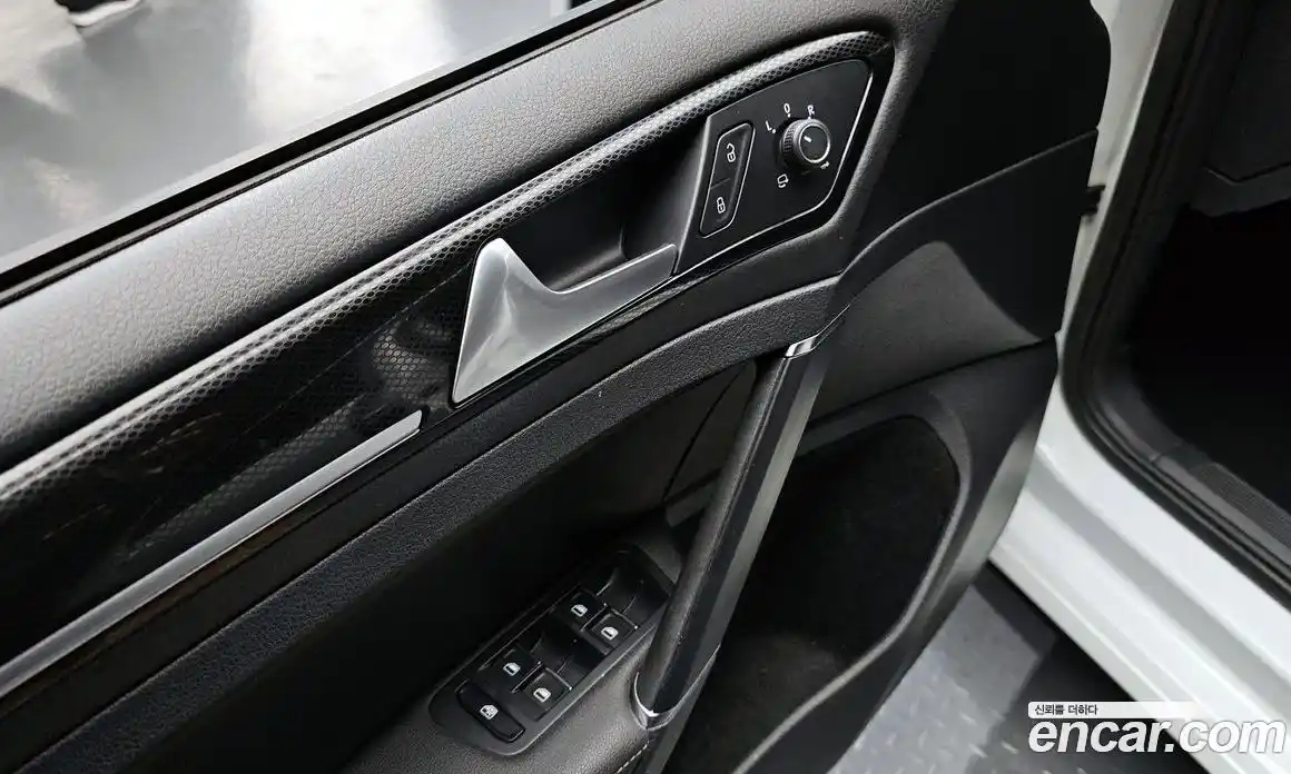 Volkswagen Golf 2015 2.0 Автомат в Москве № 232216, фото 14