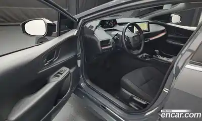 Toyota Prius 2024 2.0 Автомат в Москве № 232831, миниатюра 2