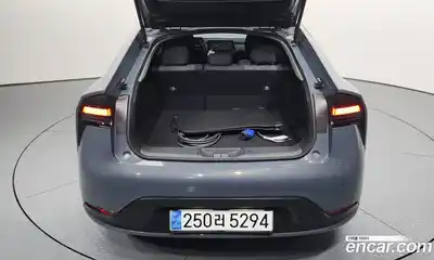 Toyota Prius 2024 2.0 Автомат в Москве № 232831, миниатюра 6