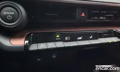 Toyota Prius 2024 2.0 Автомат в Москве № 232831, миниатюра 7