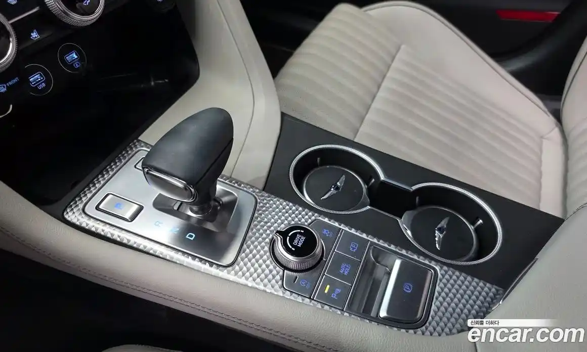 Genesis G70 2023 2.0 Автомат в Москве № 23717, фото 9