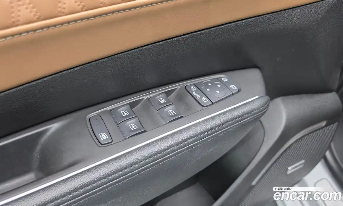 Renault SM6 2022 1.8 Автомат в Москве № 241687, фото 7