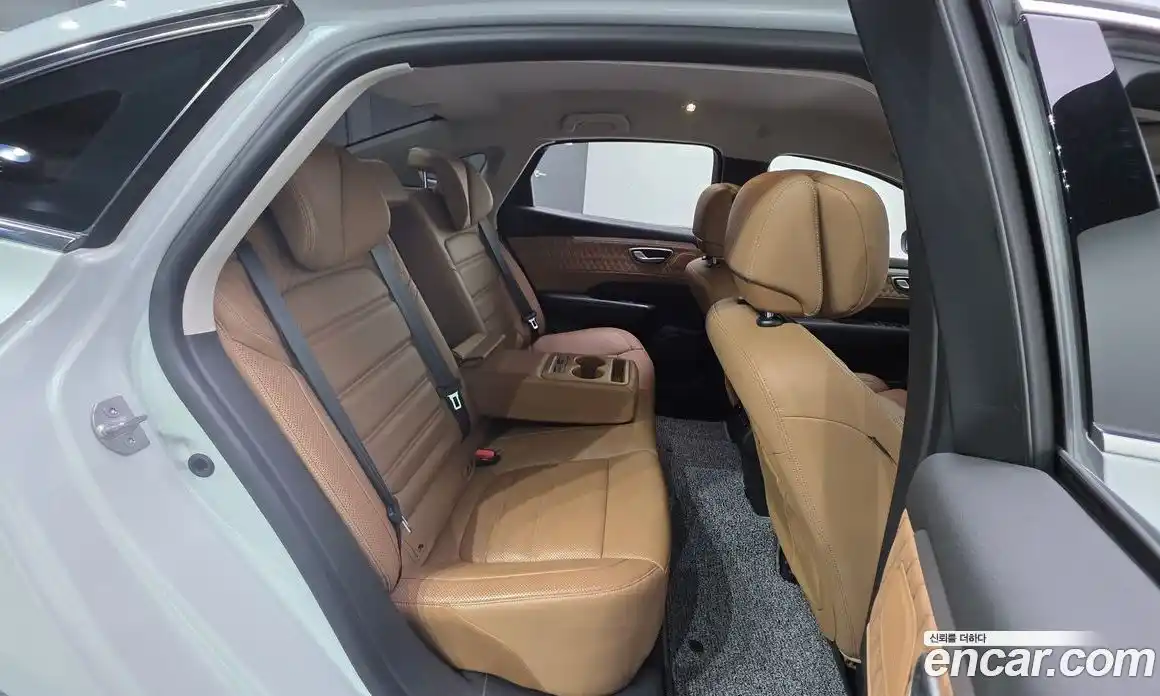 Renault SM6 2022 1.8 Автомат в Москве № 241687, фото 8