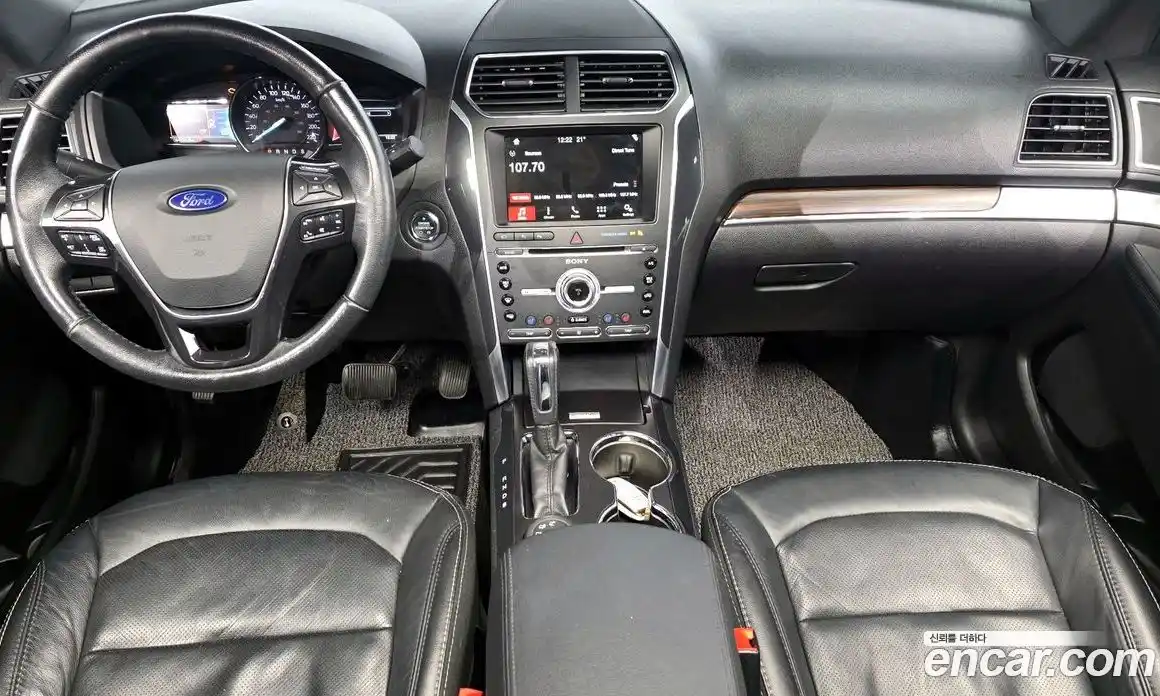 Ford Explorer 2017 2.3 Автомат в Москве № 247203, фото 3