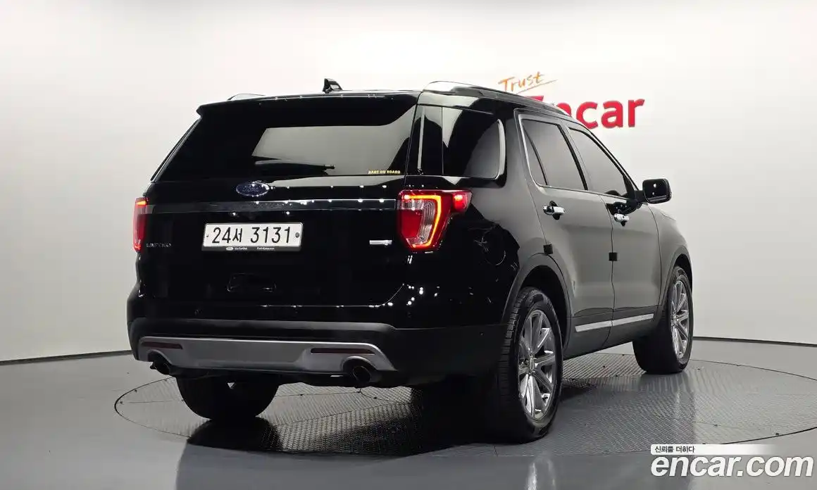 Ford Explorer 2017 2.3 Автомат в Москве № 247203, фото 7