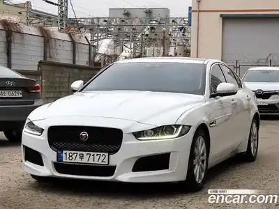 Jaguar XE 2016 2.0 Автомат в Москве № 248283, миниатюра 2