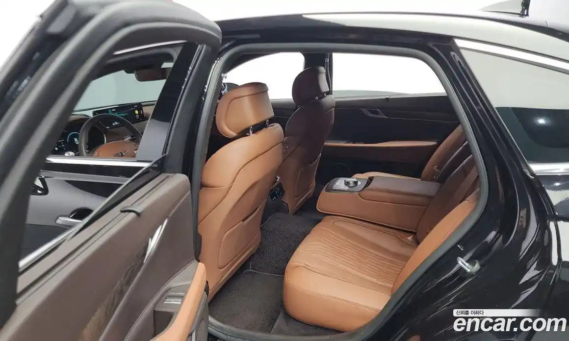 Genesis G80 2024 2.5 Автомат в Москве № 25138, фото 18