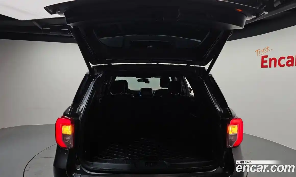 Ford Explorer 2020 2.3 Автомат в Москве № 255519, фото 20