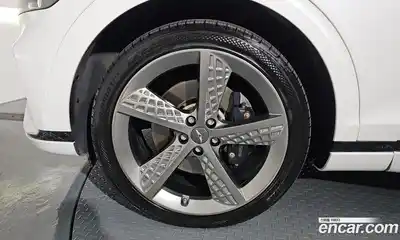 Genesis GV70 2022 2.5 Автомат в Москве № 25558, миниатюра 2