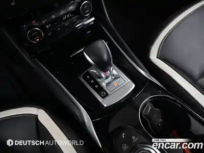 Infiniti Q30 2017 2.0 Автомат в Москве № 256154, миниатюра 9