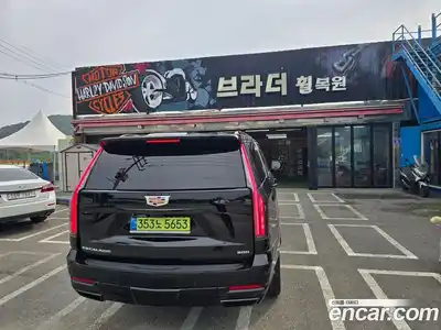 Cadillac Escalade 2025 6.2 Автомат в Москве № 256344, миниатюра 3