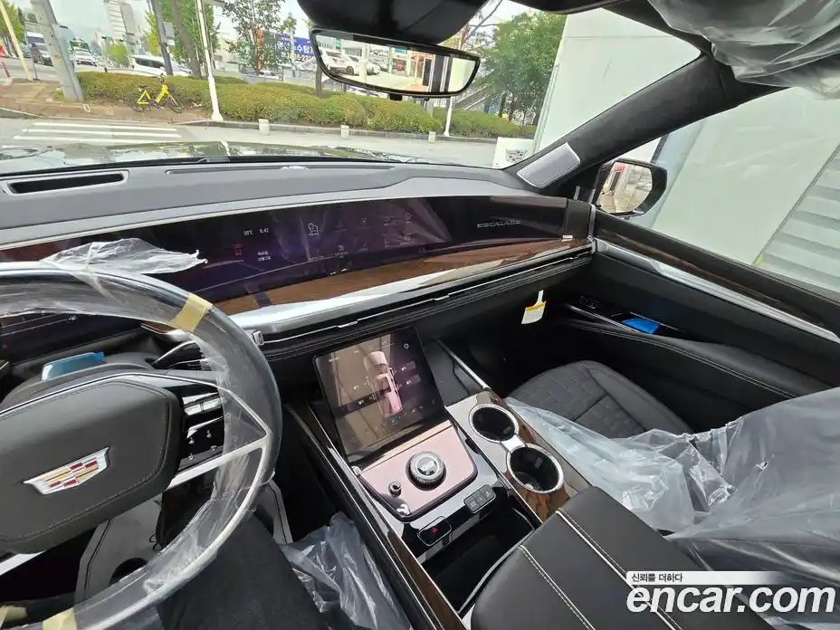 Cadillac Escalade 2025 6.2 Автомат в Москве № 256344, фото 8