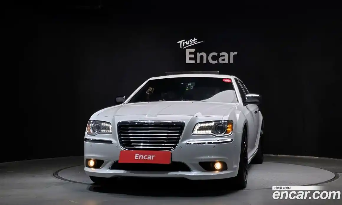 Chrysler 300C 2013 3.0 Автомат в Москве № 256754, фото 3