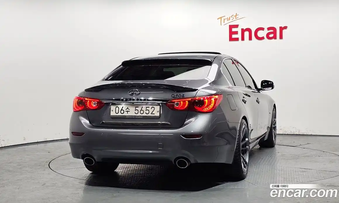 Infiniti Q50 2017 3.5 Автомат в Москве № 284127, фото 13