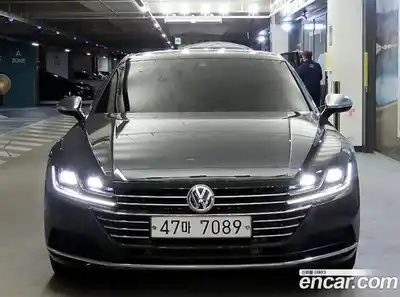 Volkswagen Arteon 2019 2.0 Автомат в Москве № 301781, миниатюра 2