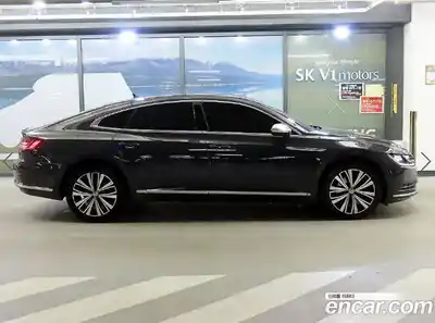 Volkswagen Arteon 2019 2.0 Автомат в Москве № 301781, миниатюра 3