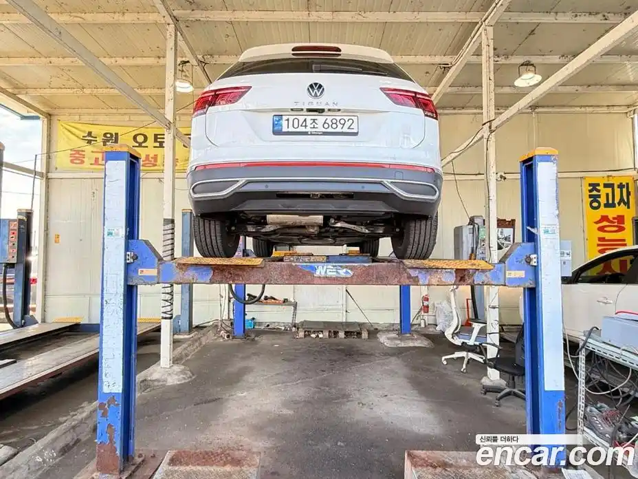 Volkswagen Tiguan 2024 2.0 Автомат в Москве № 301807, фото 3