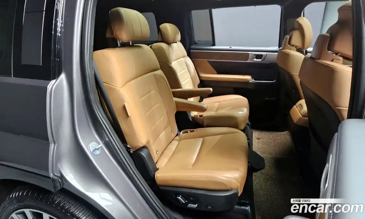 Hyundai Santa Fe 2024 2.5 Автомат в Москве № 303606, фото 5