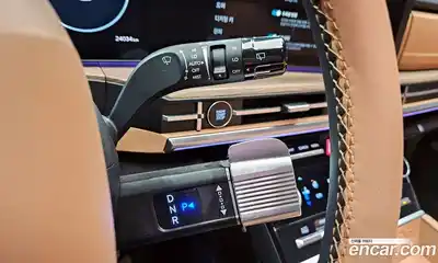 Hyundai Santa Fe 2024 2.5 Автомат в Москве № 303606, миниатюра 9