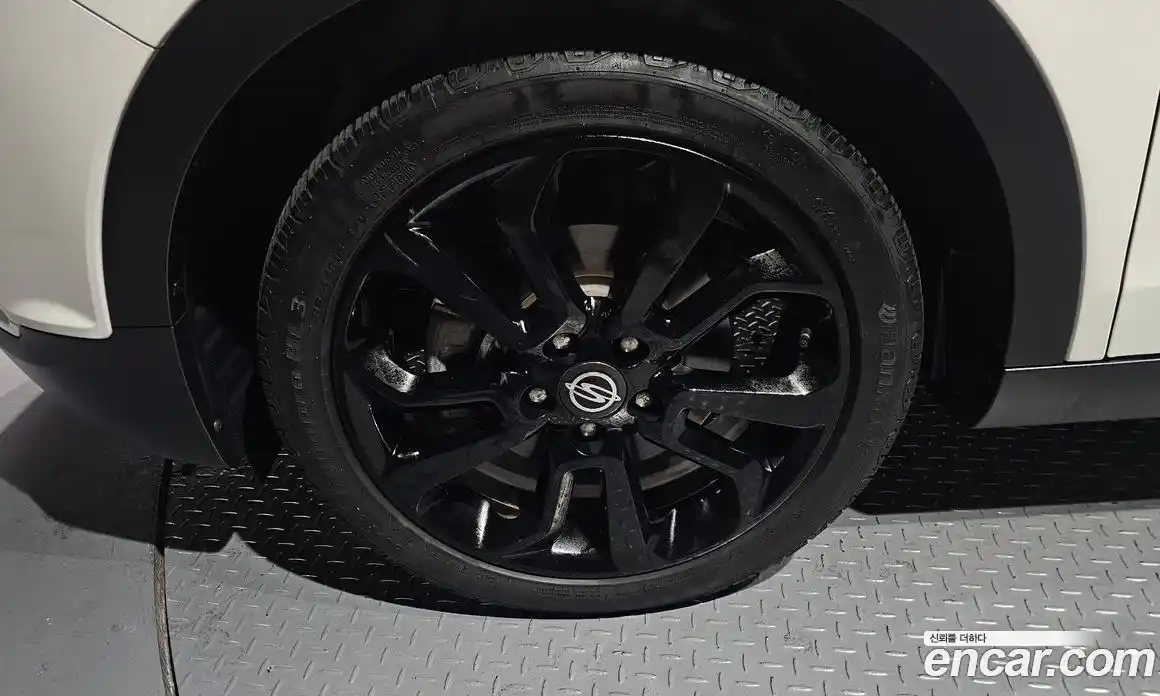 SsangYong TIBOLI 2015 1.6 Автомат в Москве № 31016, фото 5