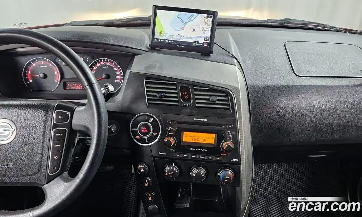 SsangYong Korando 2014 2.0 Автомат в Москве № 31690, фото 16