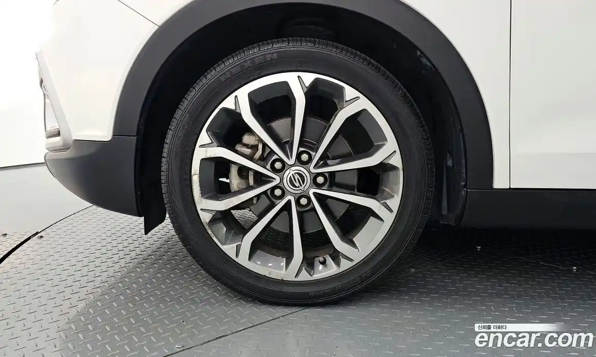 SsangYong TIBOLI 2018 1.6 Автомат в Москве № 32210, фото 19