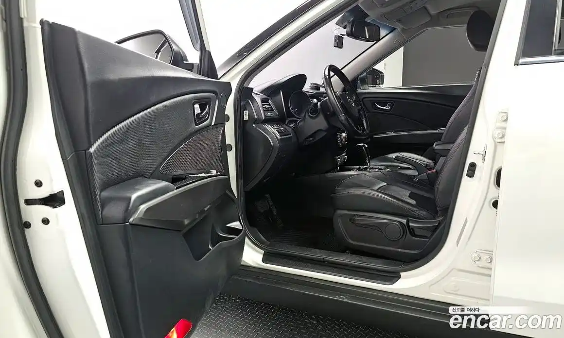 SsangYong TIBOLI 2018 1.6 Автомат в Москве № 32210, фото 3