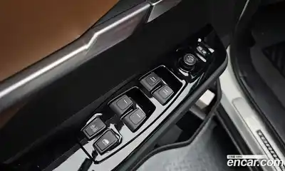 SsangYong Torres 2024 1.5 Автомат в Москве № 323404, миниатюра 2