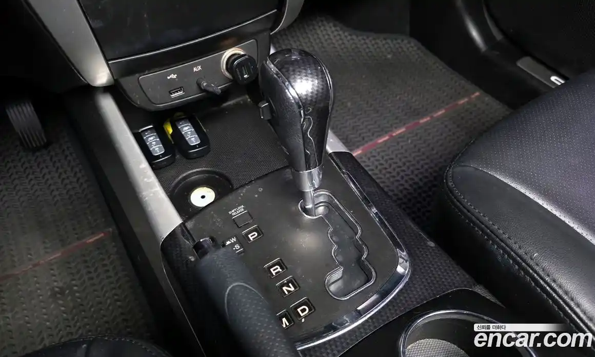 SsangYong Korando 2013 2.0 Автомат в Москве № 324429, фото 17