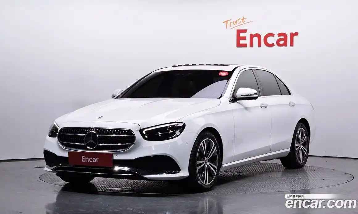 Mercedes-Benz E-Class 2021 2.0 Автомат в Москве № 325100, фото 10