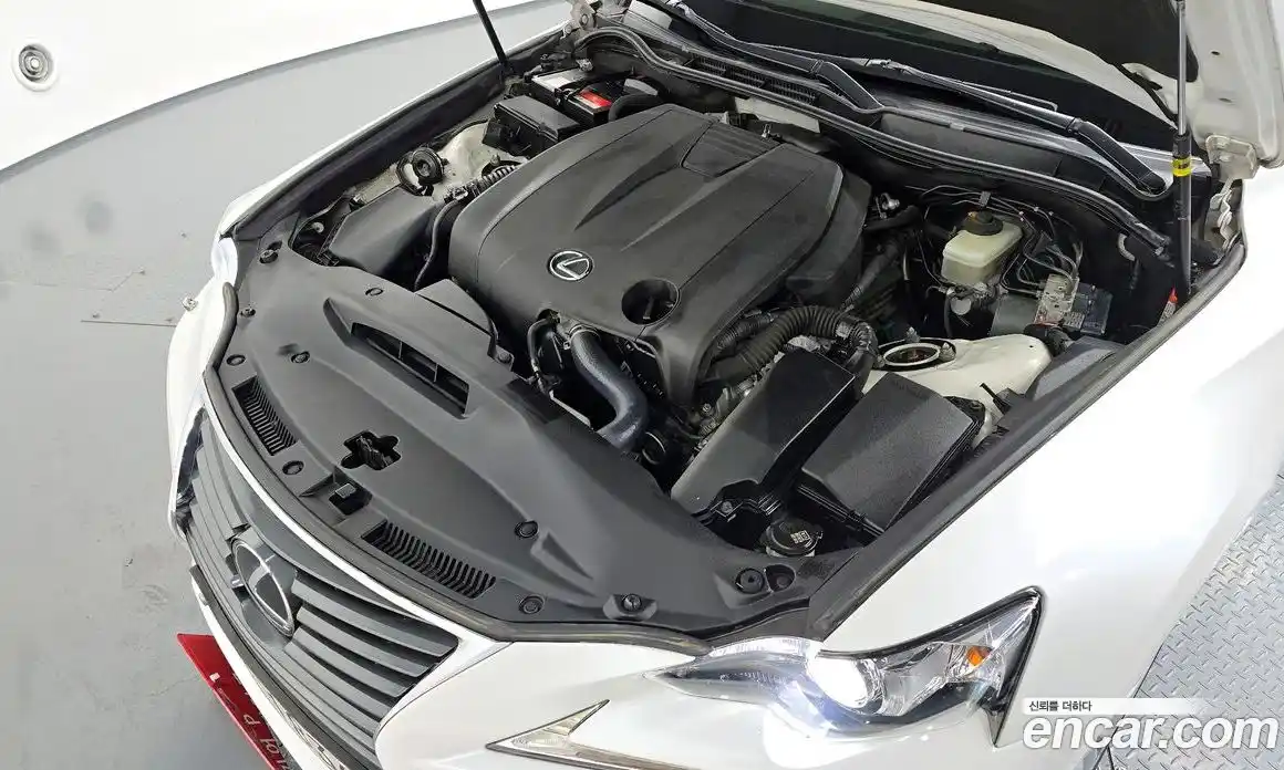 Lexus IS 2014 2.5 Автомат в Москве № 329595, фото 14