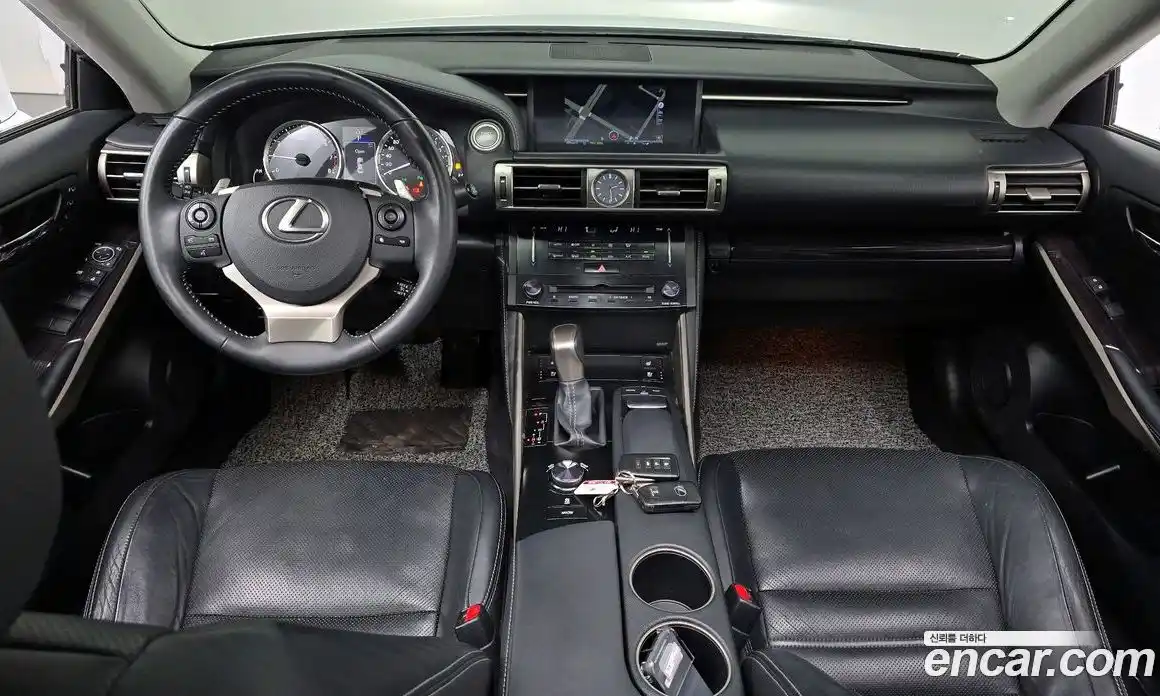 Lexus IS 2014 2.5 Автомат в Москве № 329595, фото 15